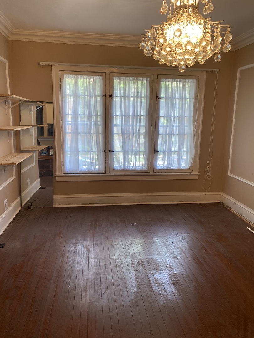 2215 E 70th Place 1E — photo