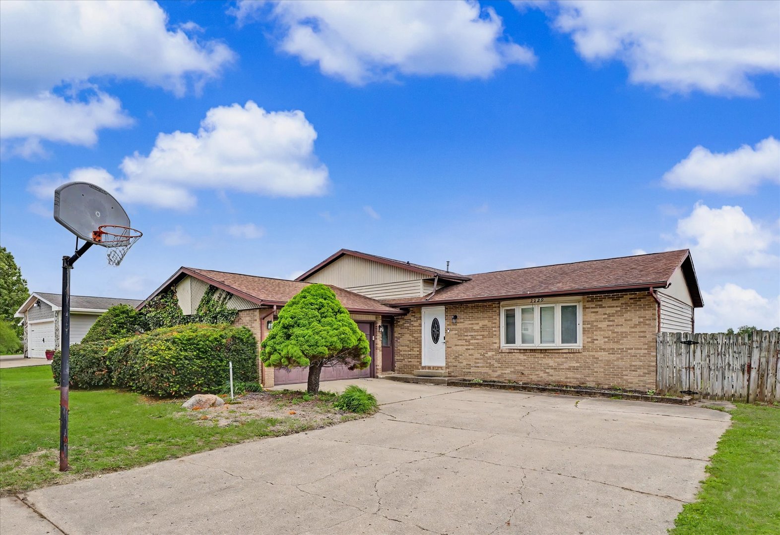 2229 Jeffery Drive — photo