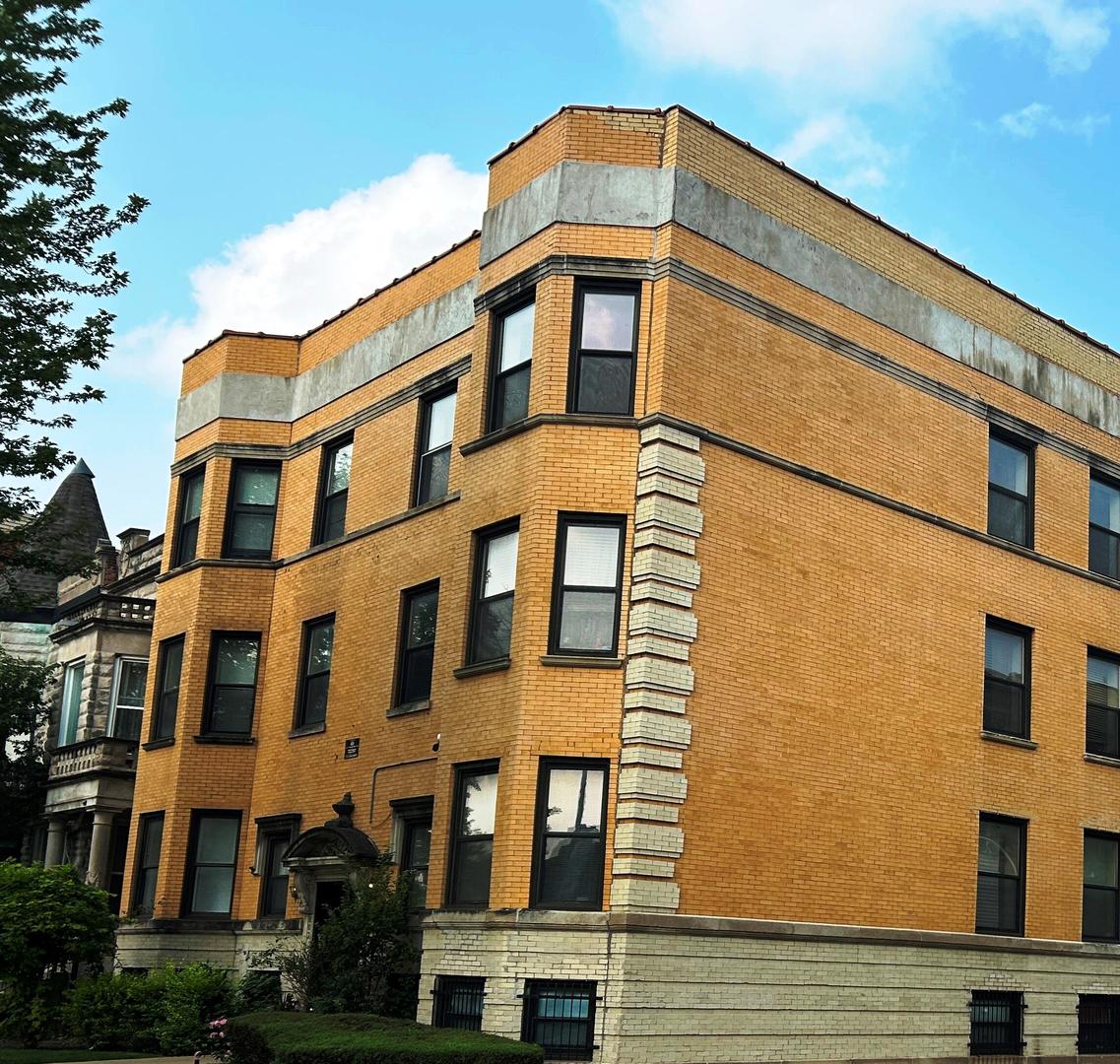 800 S Independence Boulevard 3 — photo