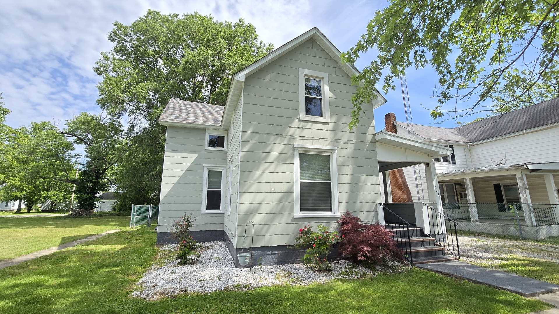 948 E Broadway, Centralia, IL 62801 — photo 2