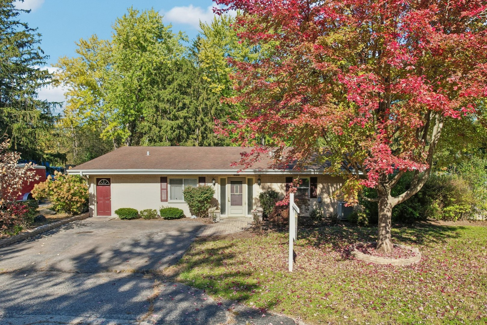 1317 N Cedar Lake Road — photo