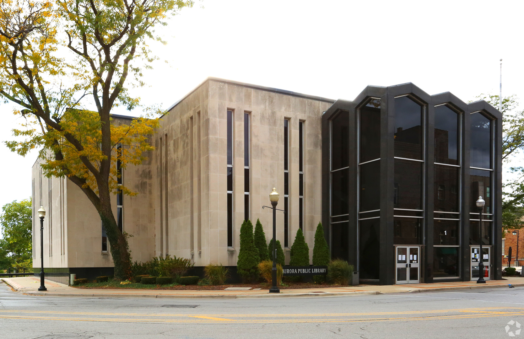 1 E Benton Street 302 — photo