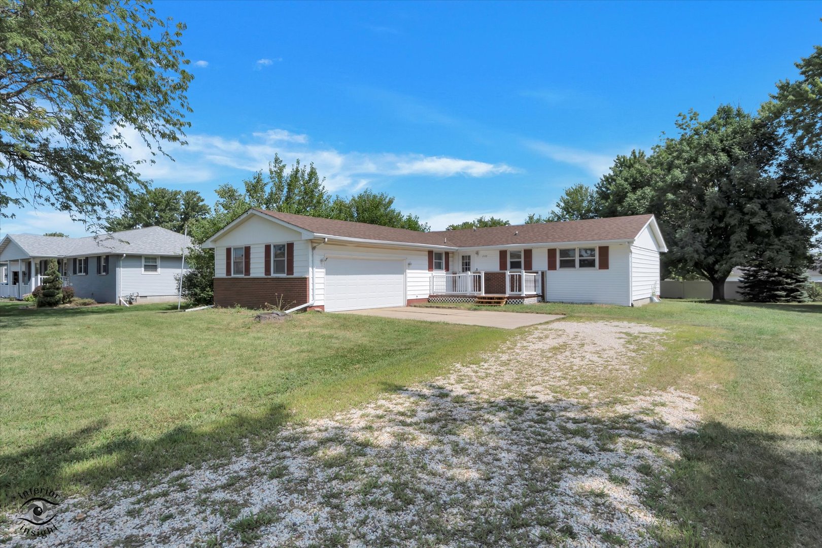 1572 Cardinal Drive — photo