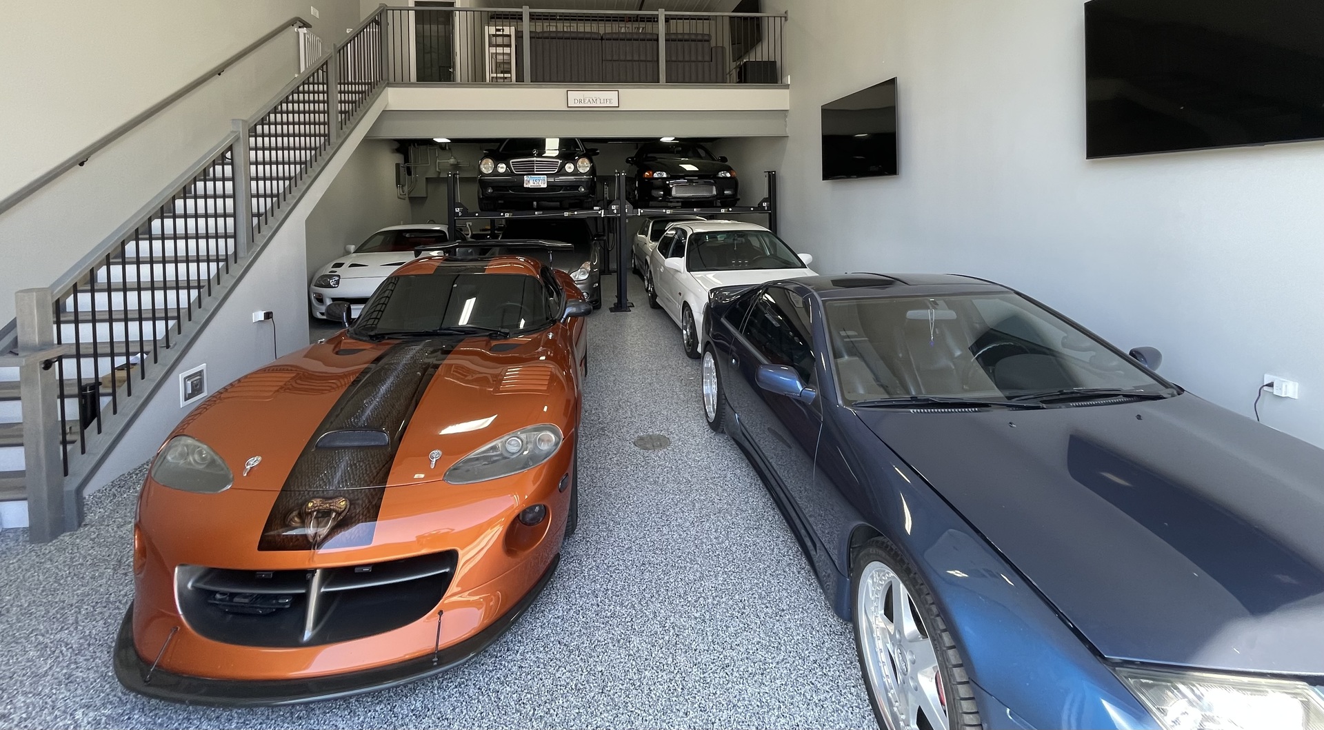 2112 Ferry Road 111 — photo