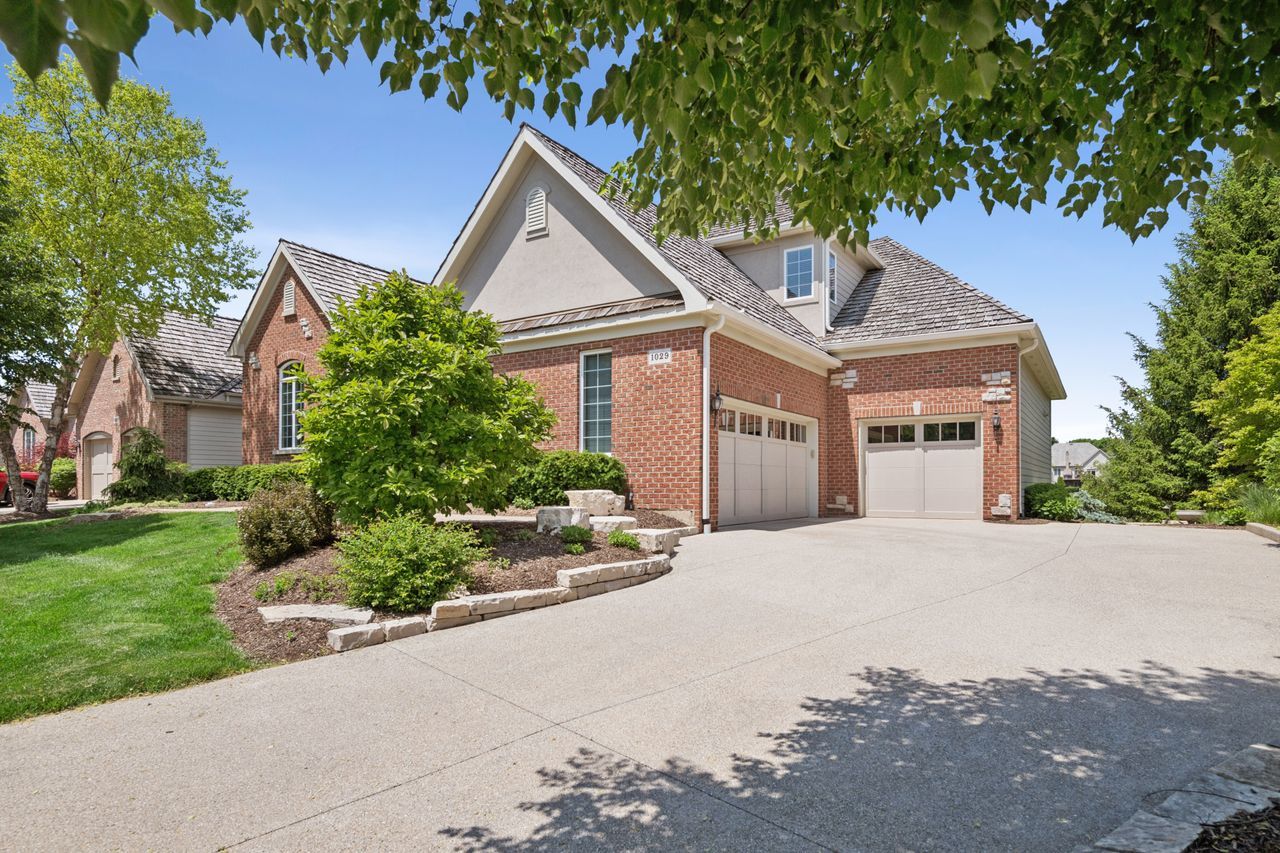 1029 Ridgeview Drive, Inverness, IL 60010 — photo 3
