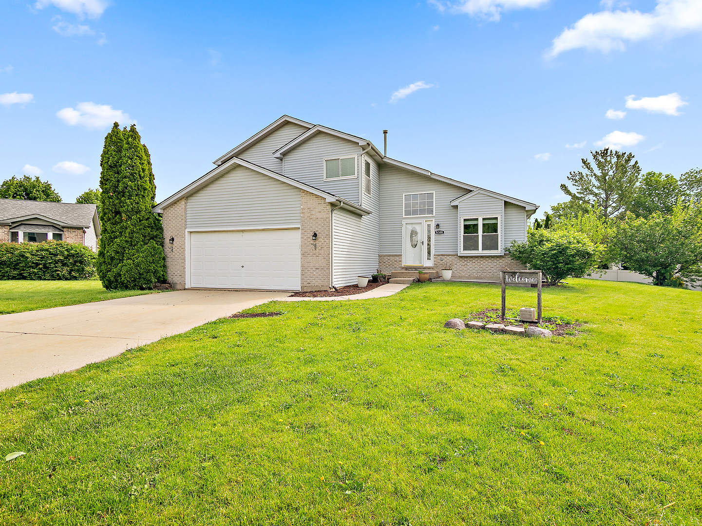 5301 Whisper Meadow Court — photo