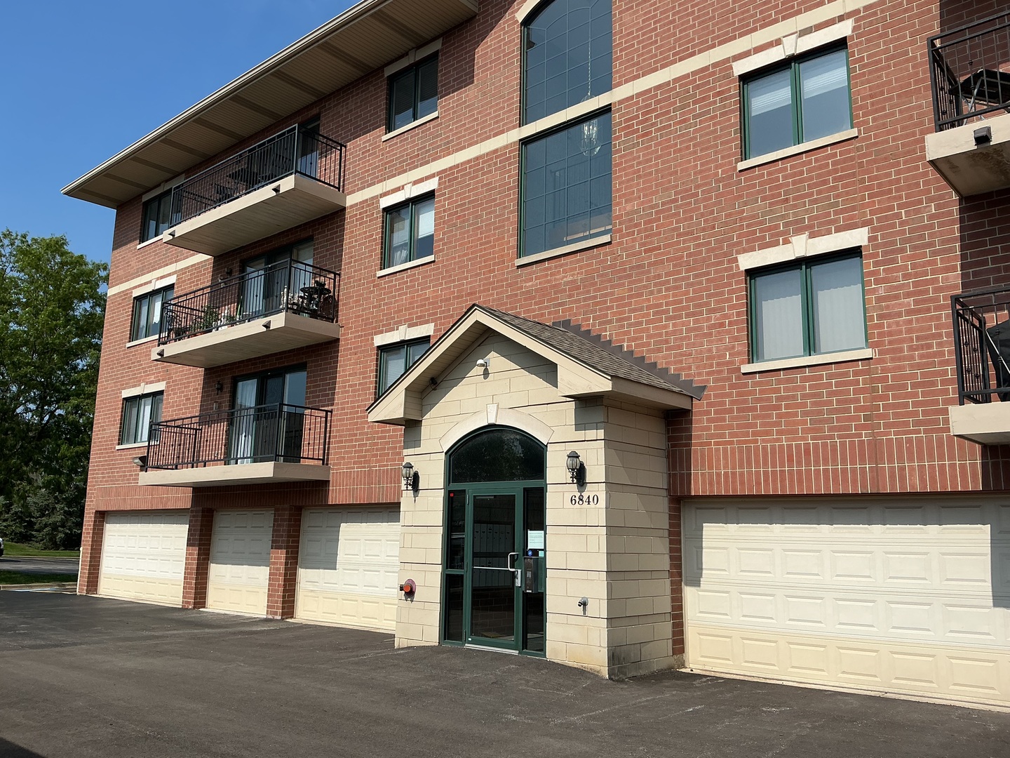 6840 W Winding Trail 301 — photo
