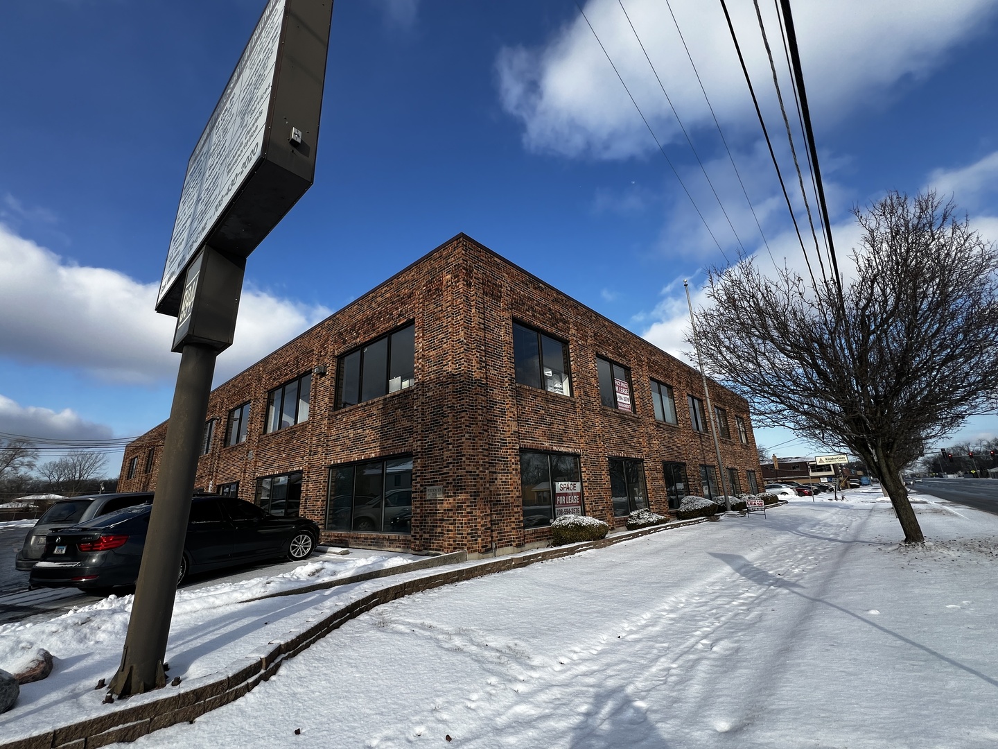 9944 S Roberts Road 107 — photo