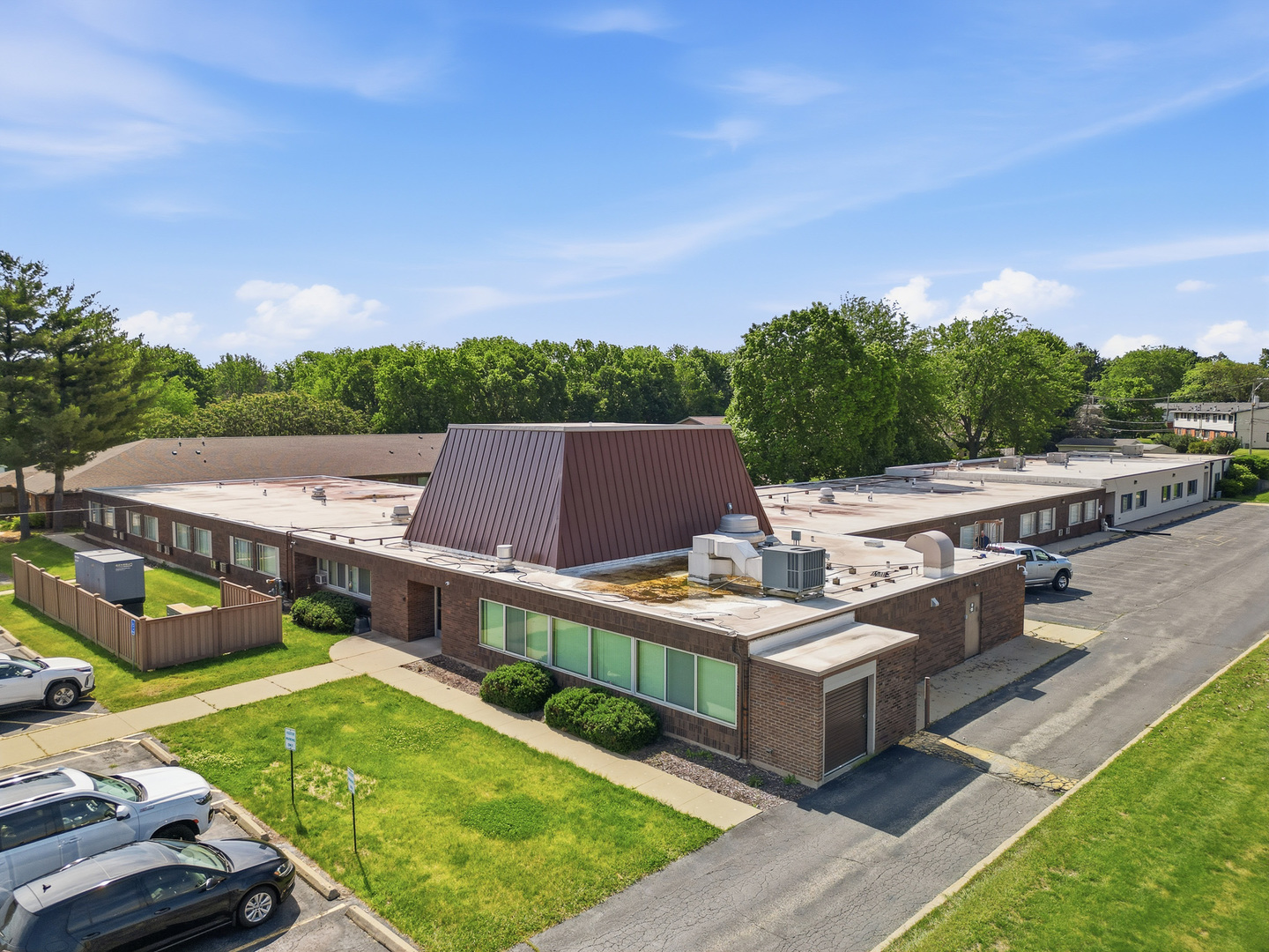 2601 Woodlawn Road — photo
