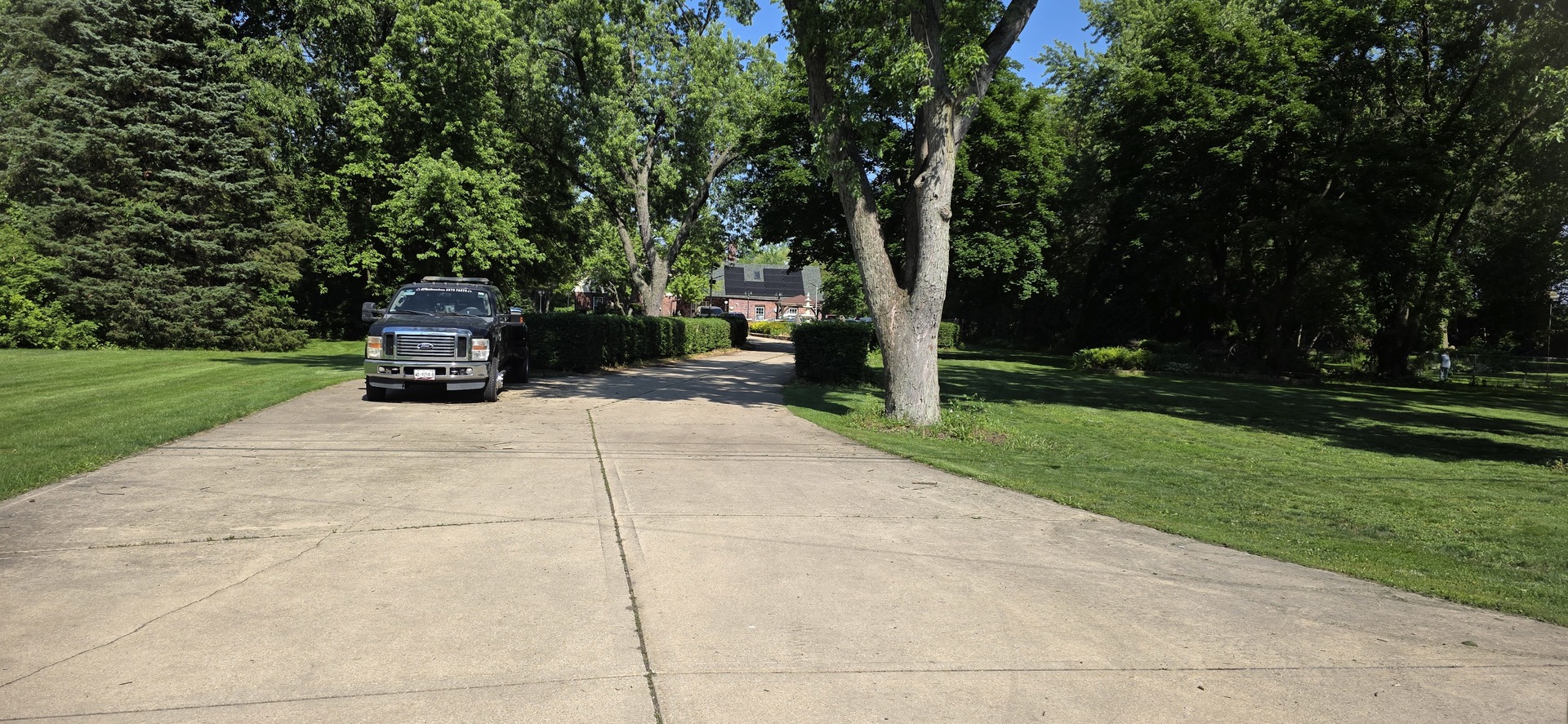 1N521 Mac Queen Drive — photo