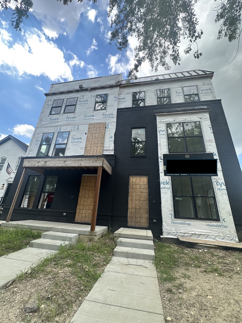 322 E 4th Avenue — photo