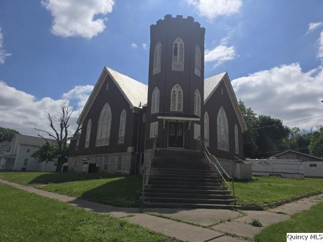 240 E 3rd Street — photo