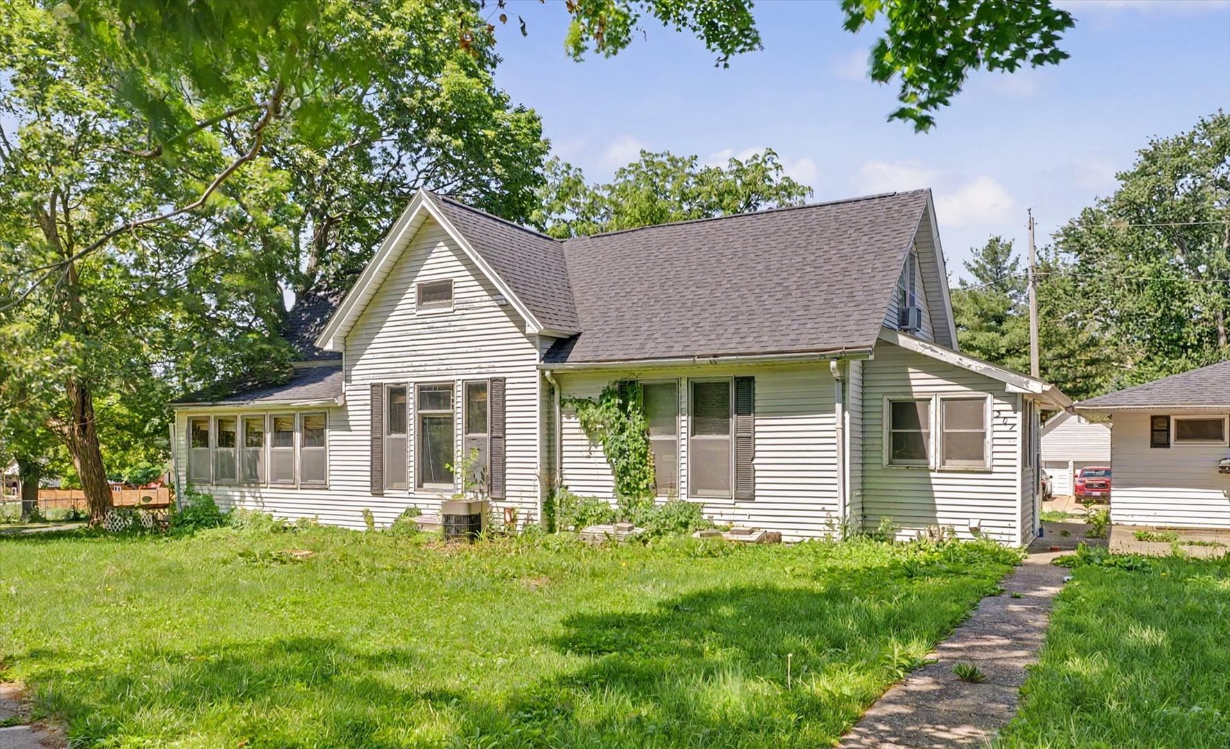 307 S Lincoln Street — photo