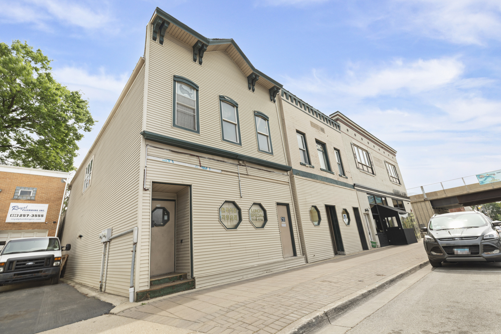 210 Main Street — photo