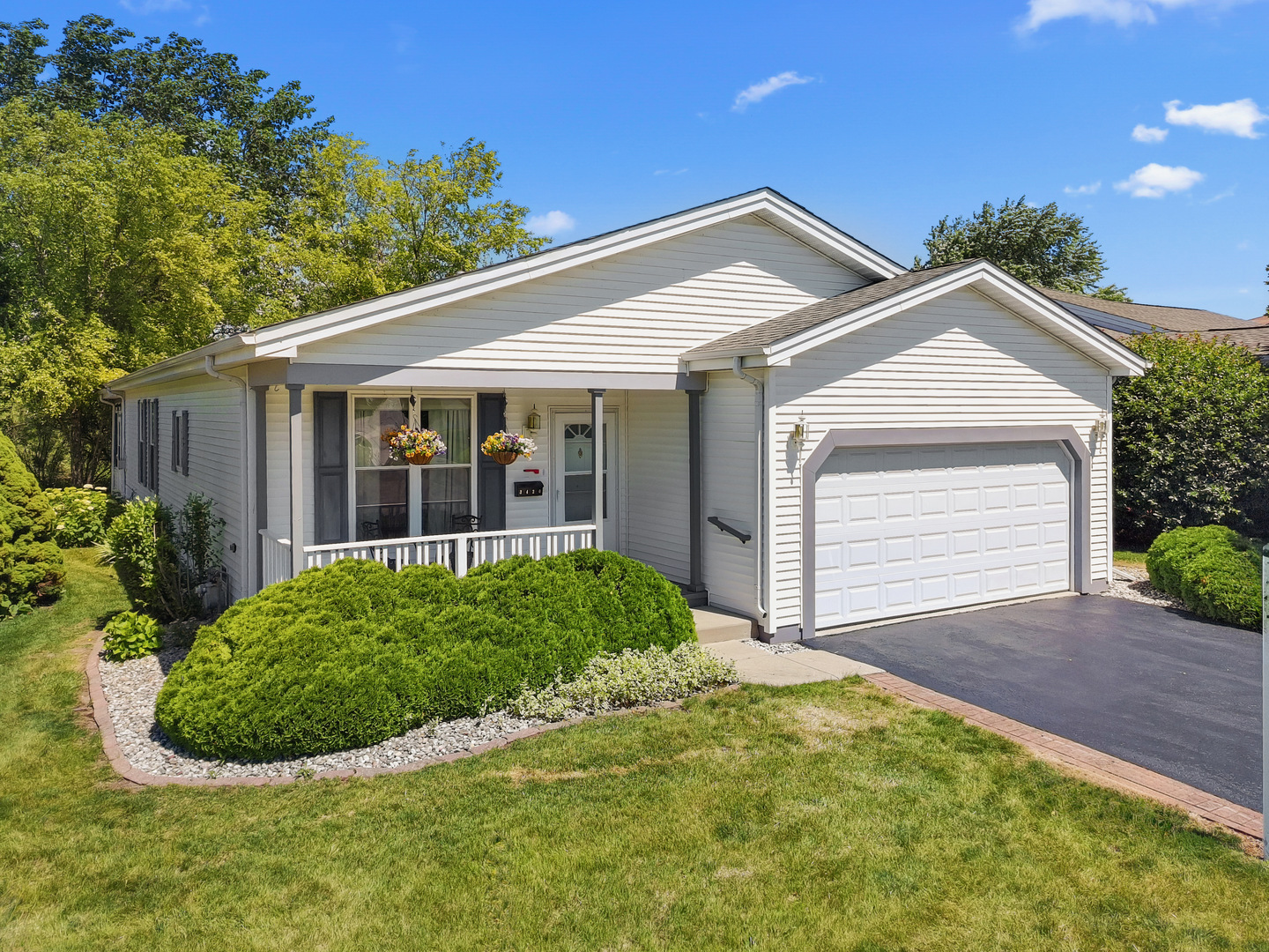 3420 Steeplechase Way — photo