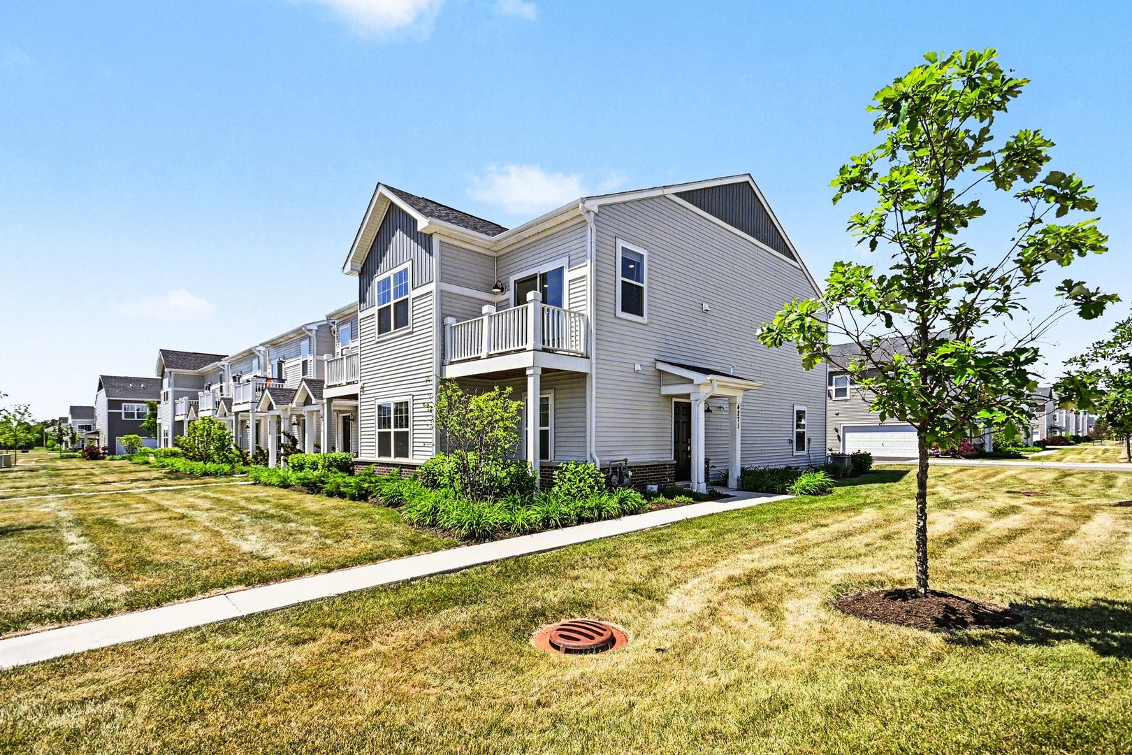 4271 Chelsea Manor Circle — photo