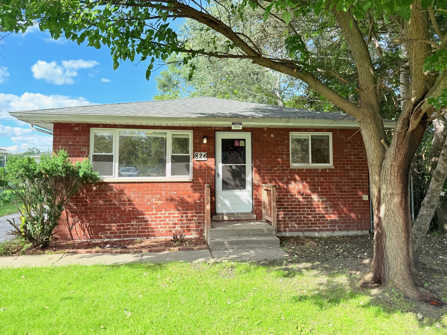 826 Williams Street — photo