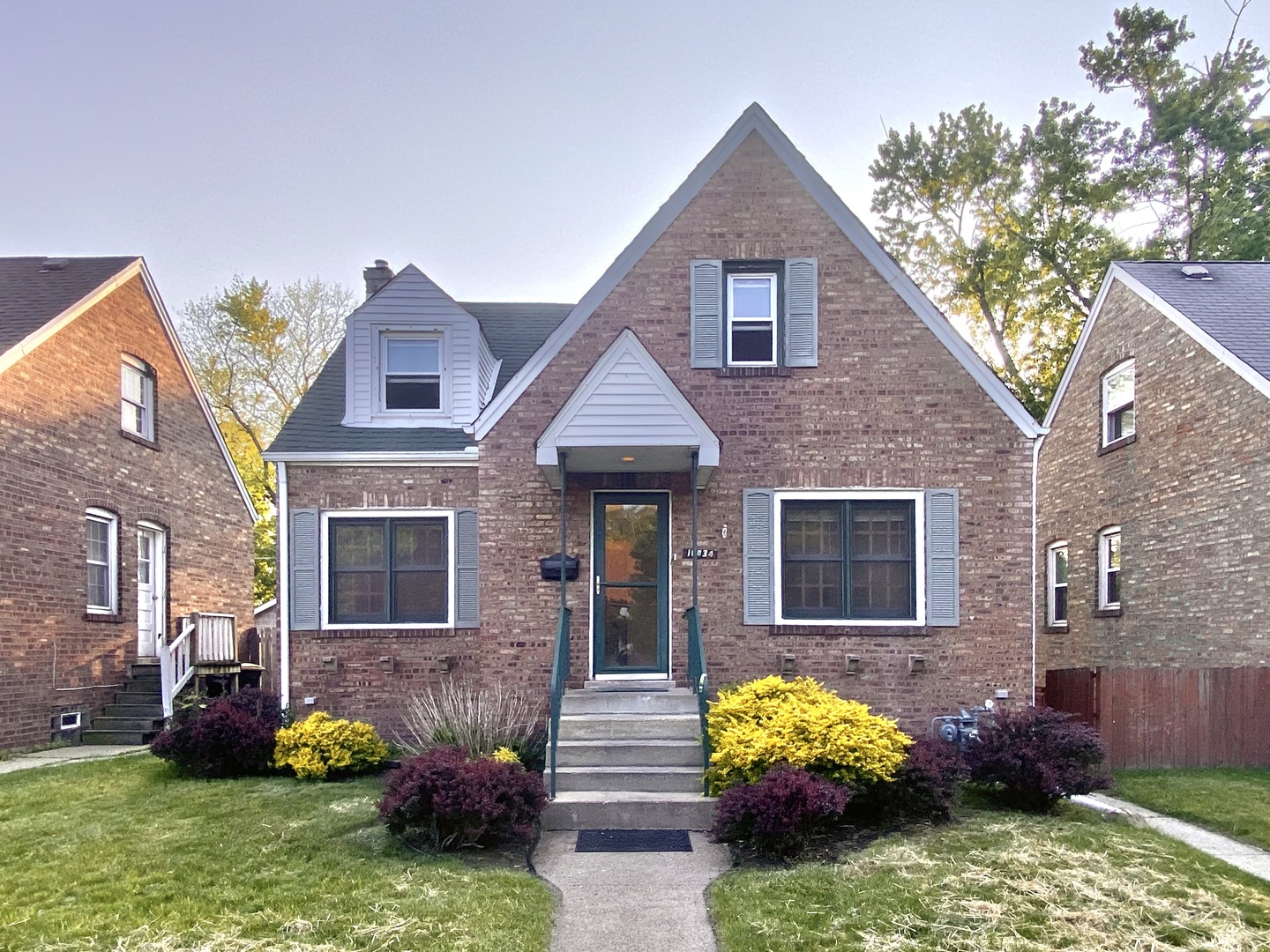 18034 Ridgewood Avenue — photo
