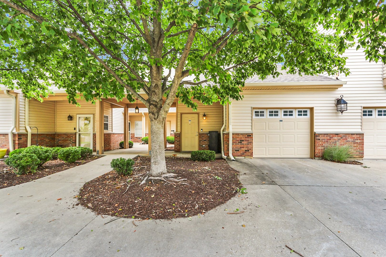 3848 Thornhill Circle 3848 — photo