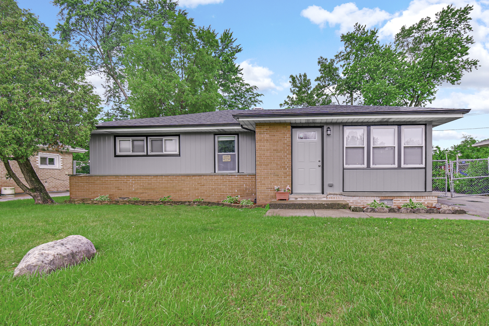 16158 Plymouth Drive — photo