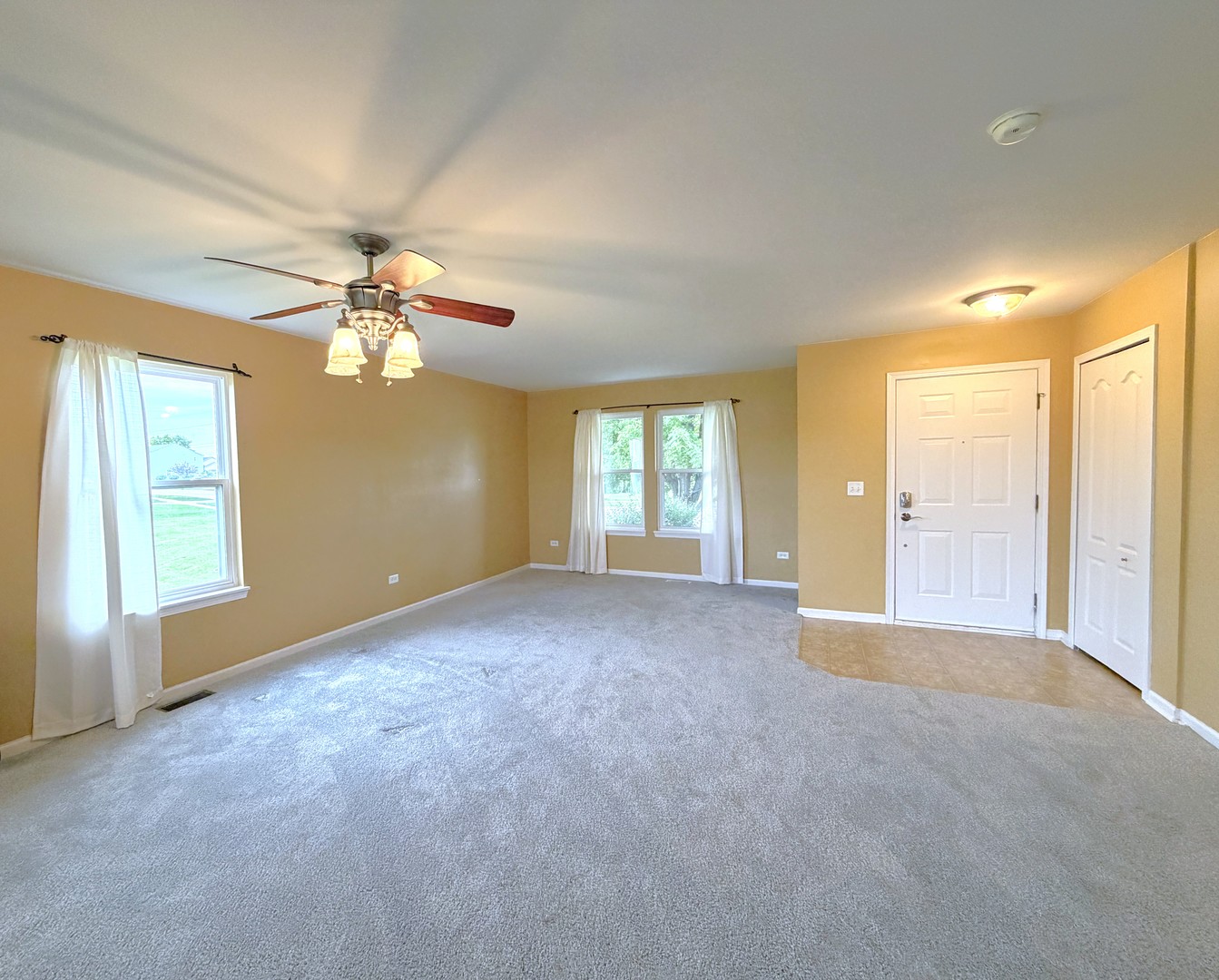 1515 Eagle Bluff Drive, Bourbonnais, IL 60914 — photo 2