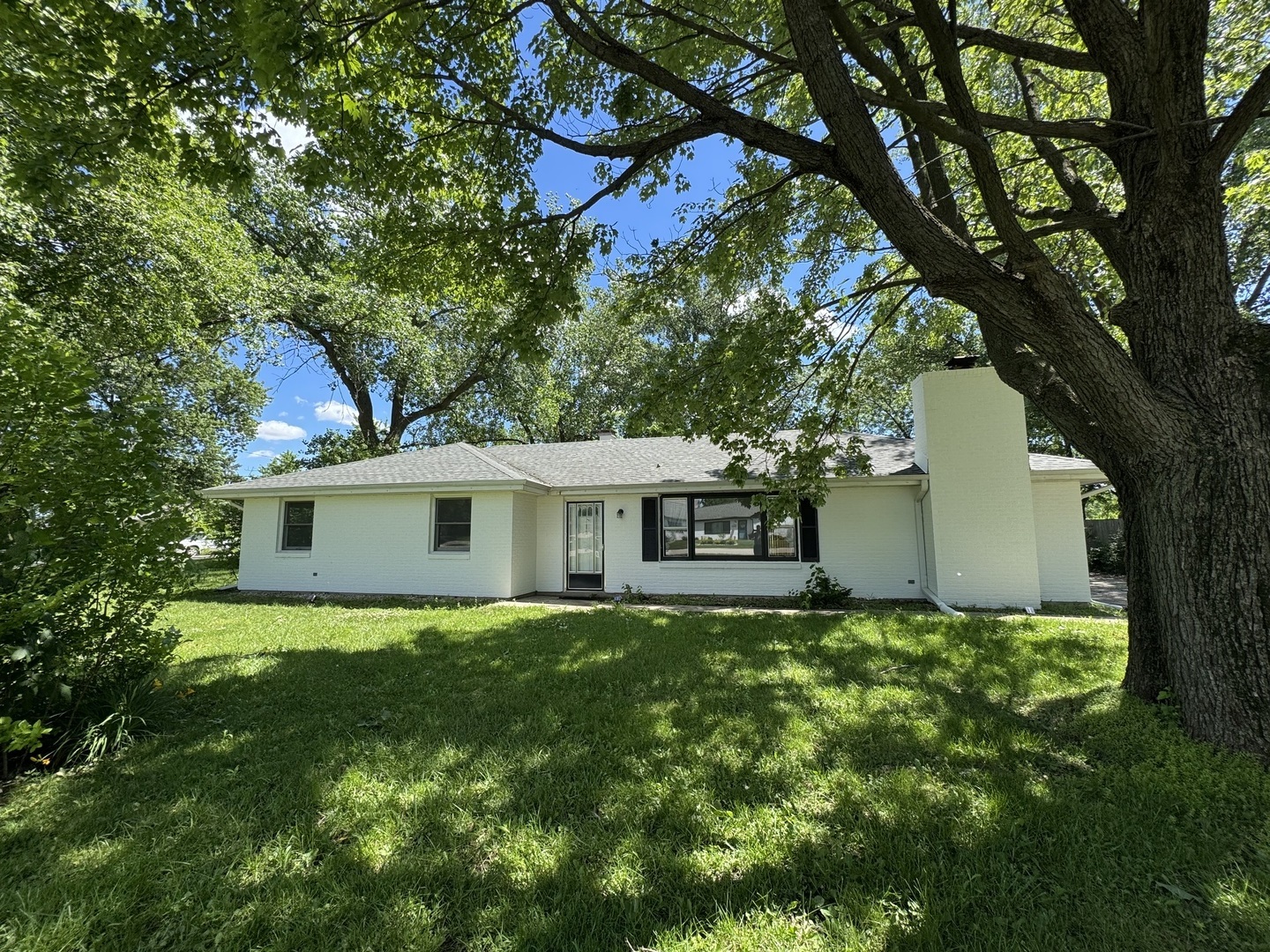 3100 Harris Drive — photo