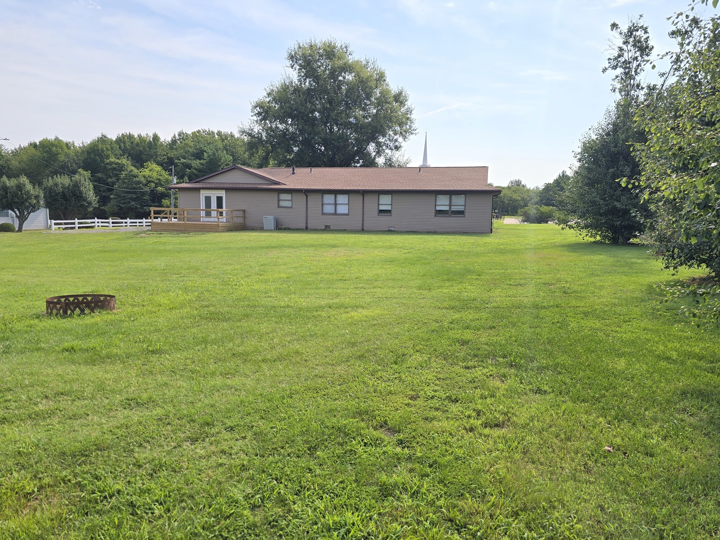 110 Grayson Road, Eldorado, IL 62930 — photo 3