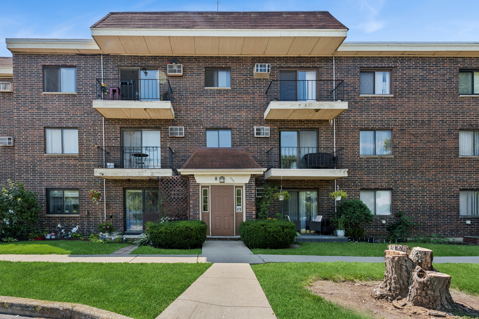 944 N Rohlwing Road #GJ, Addison, IL 60101
