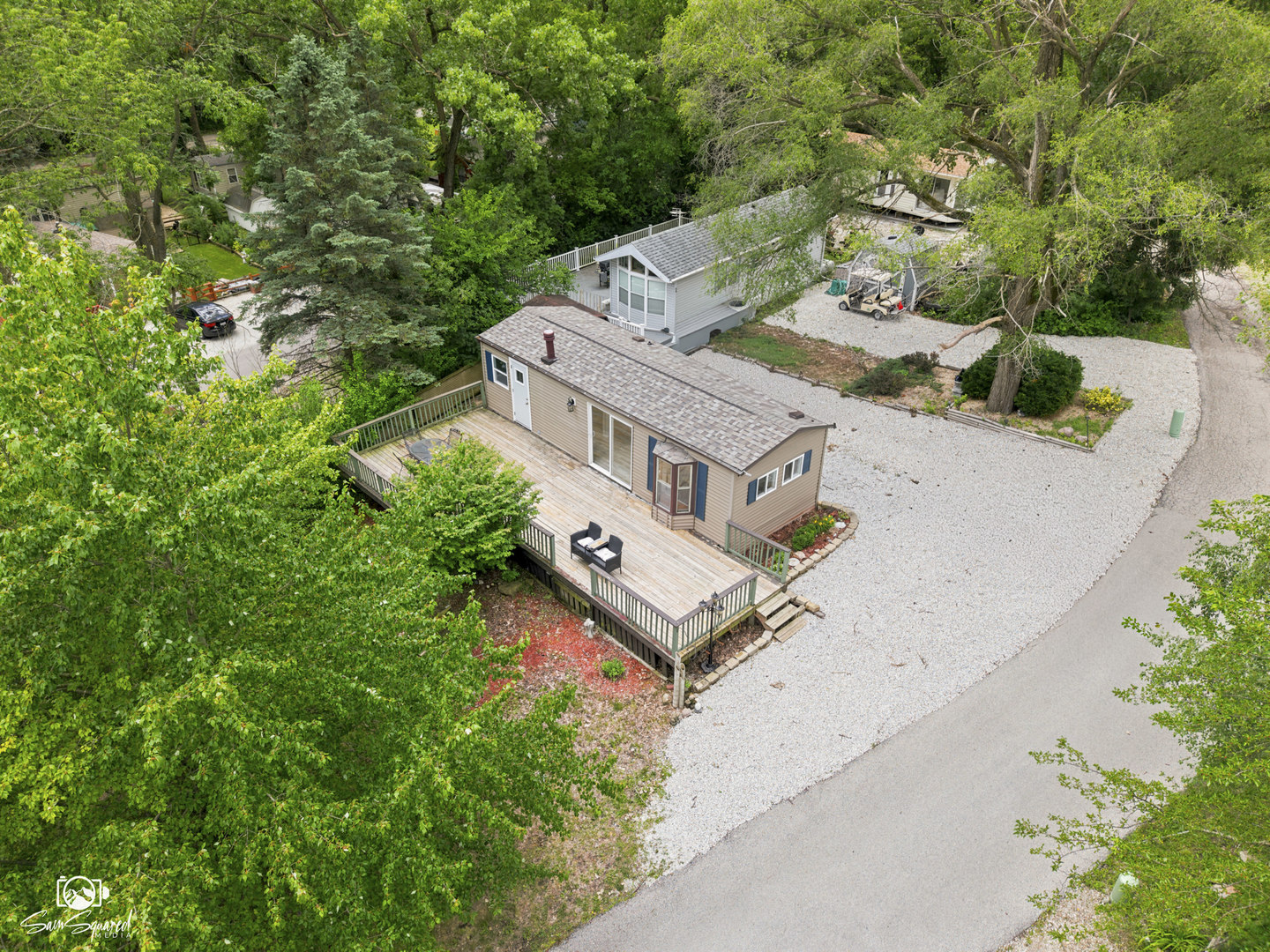 99 Lakeshore Drive — photo