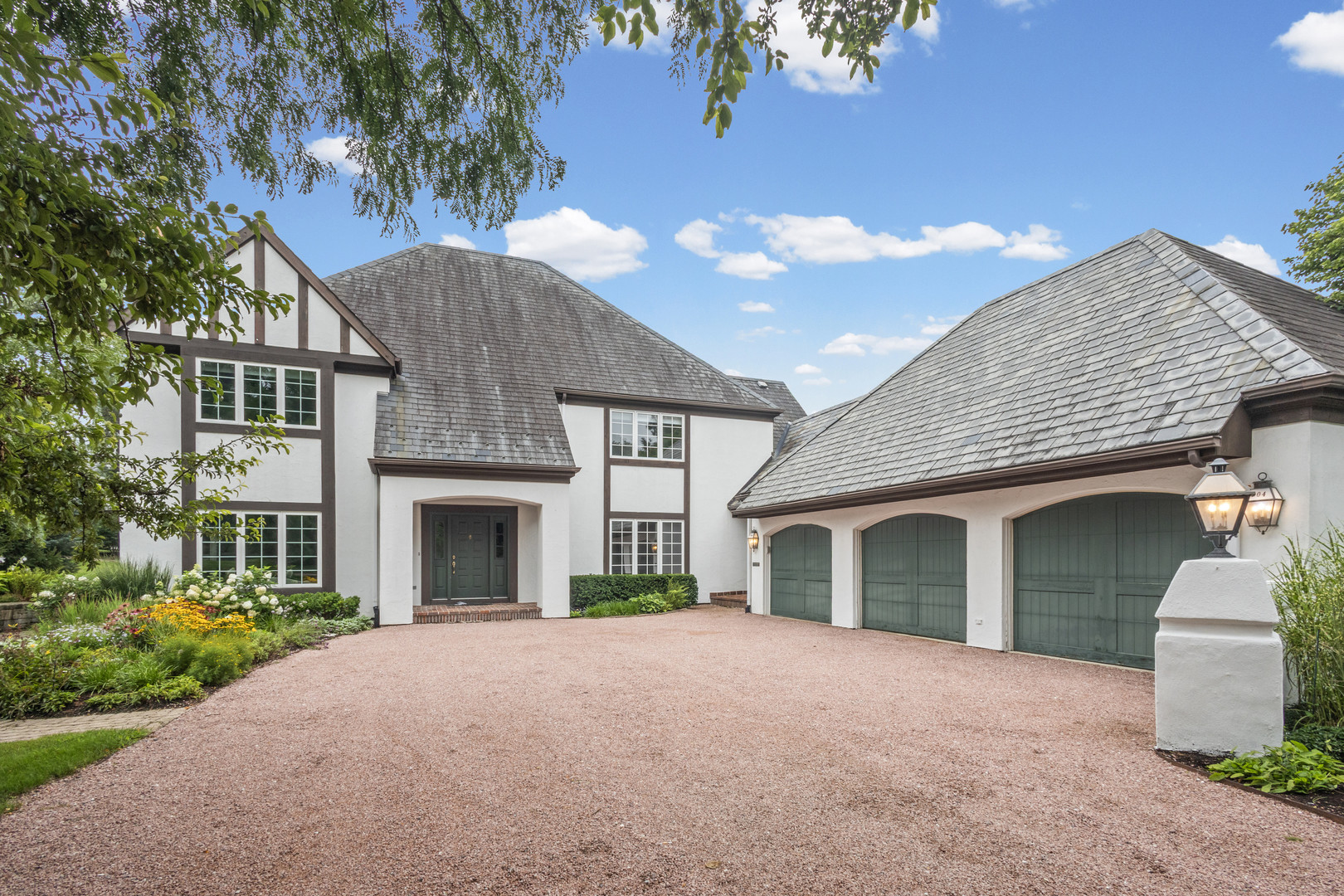 704 Burr Ridge Club — photo