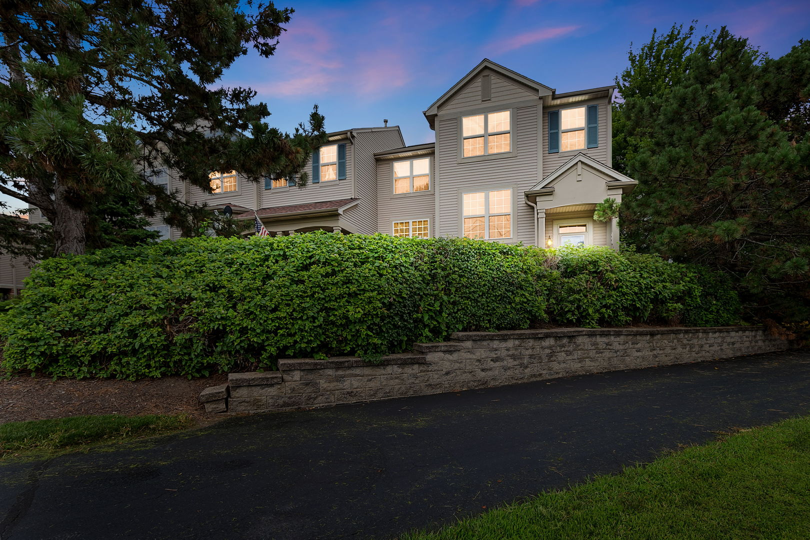 896 Cherry Creek Drive — photo