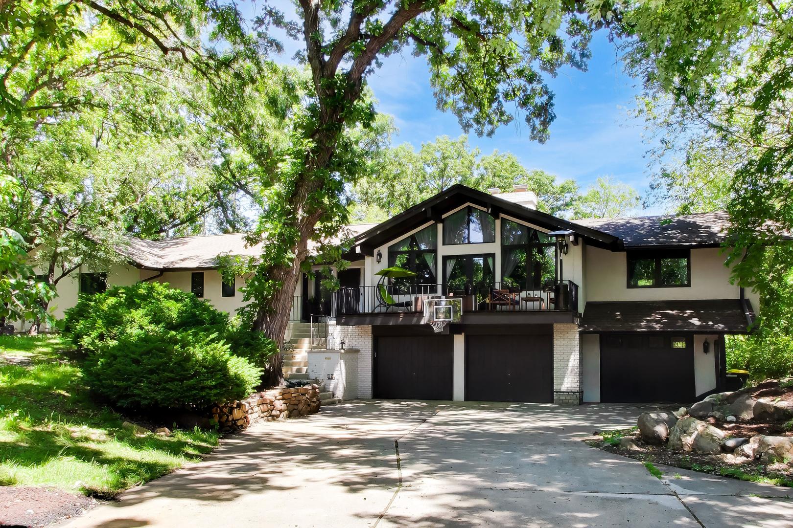 35 Windsor Drive — photo