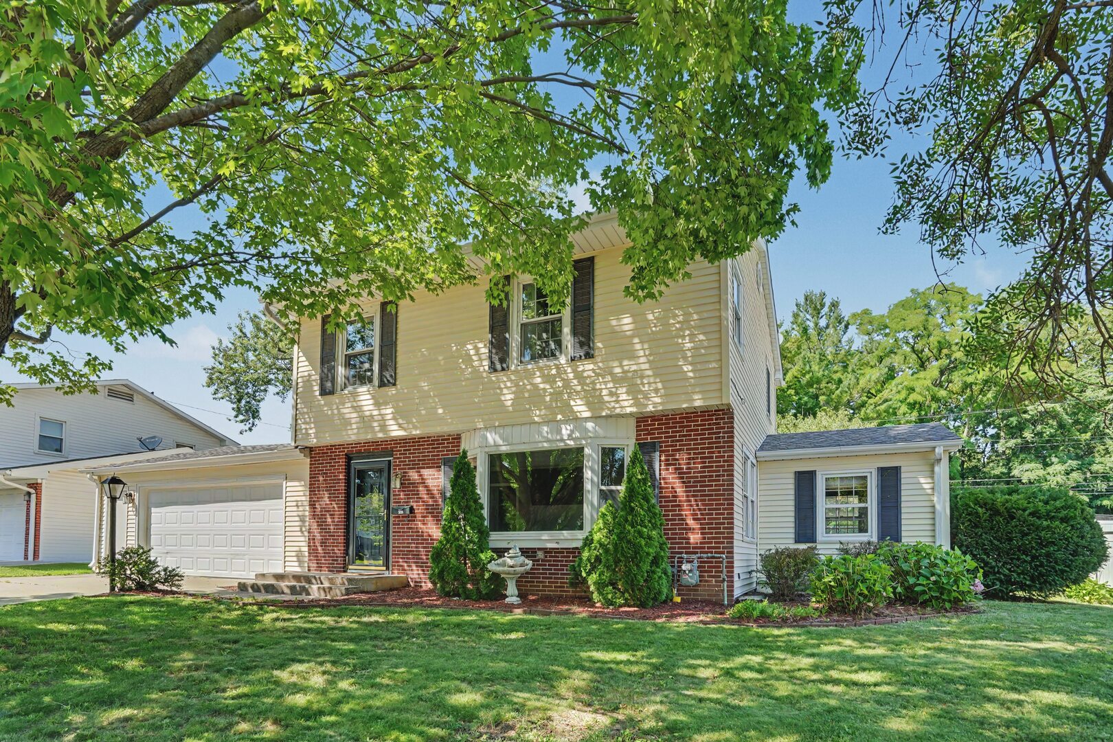 532 Meadowview Drive — photo
