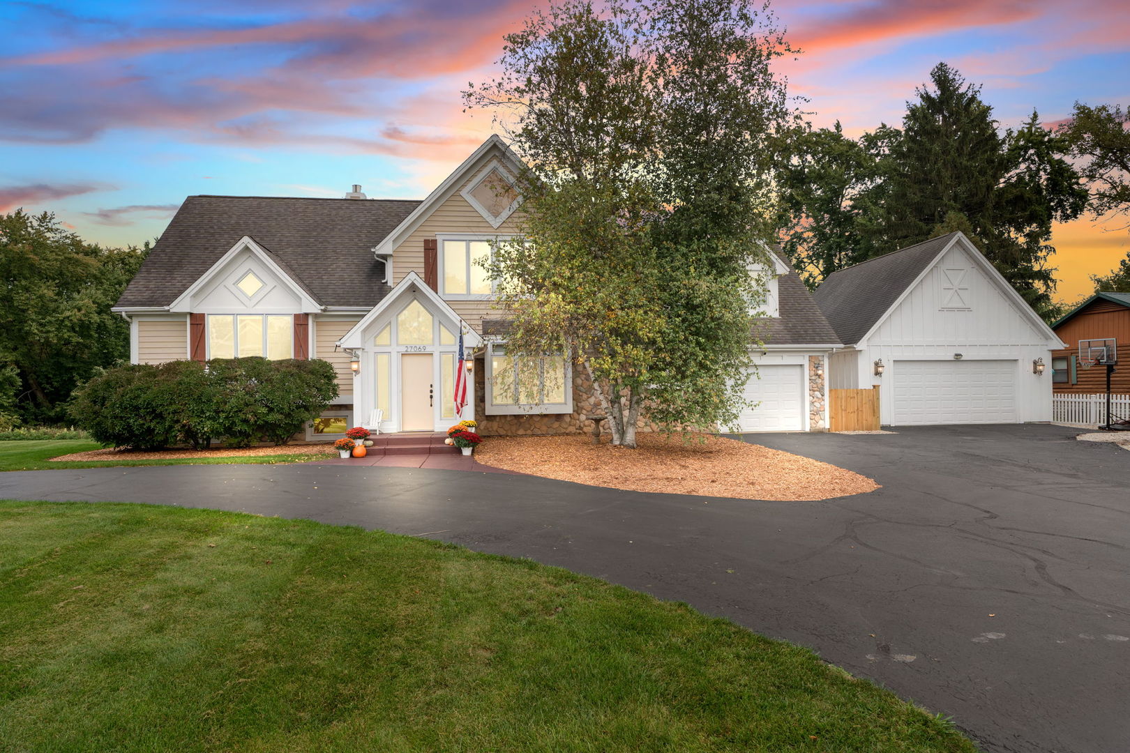 27069 W Fox River Road — photo