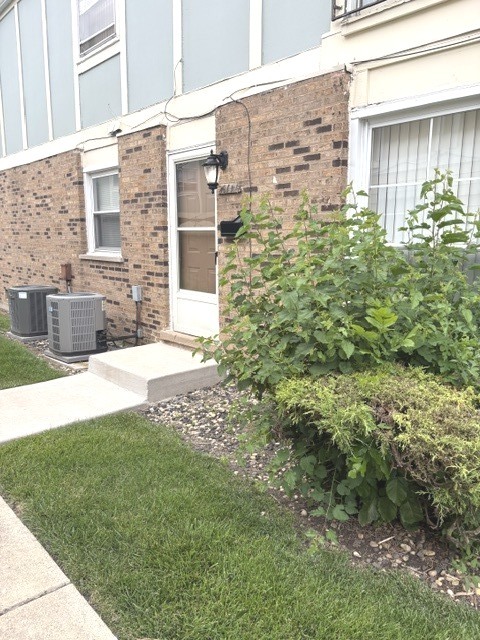 20114 Oak Lane U70 — photo