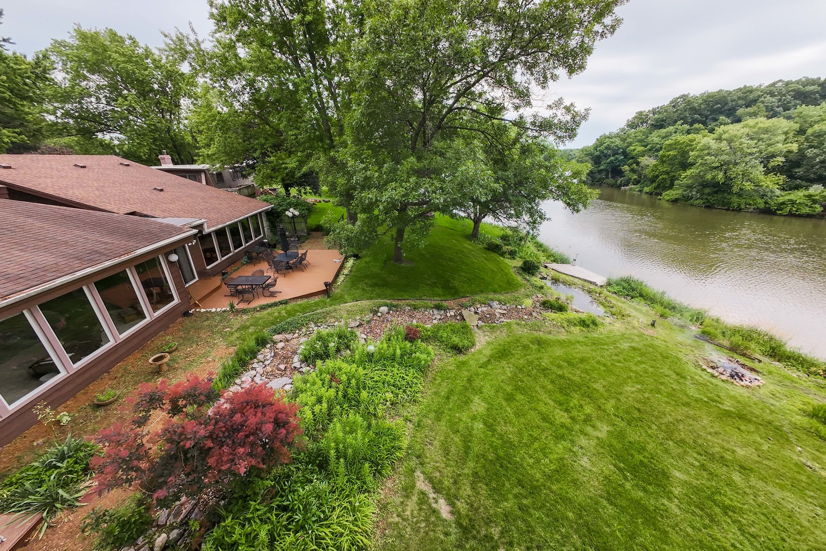 511 N Woodland Drive — photo