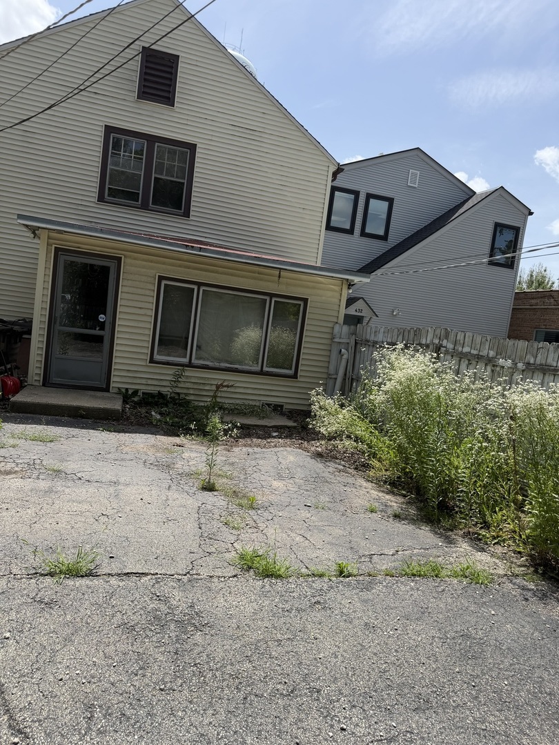 430 W Virginia Street 1 — photo