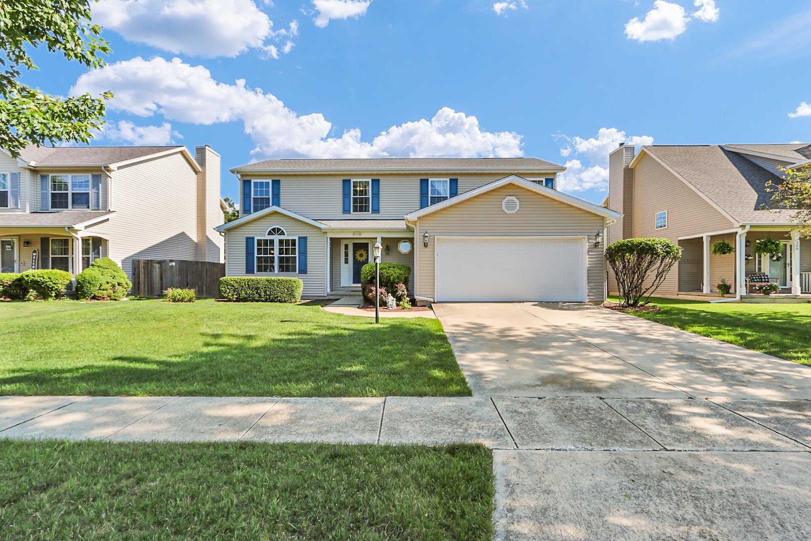 210 Goldenrod Drive — photo