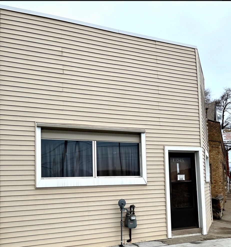 13515 S Baltimore Avenue — photo