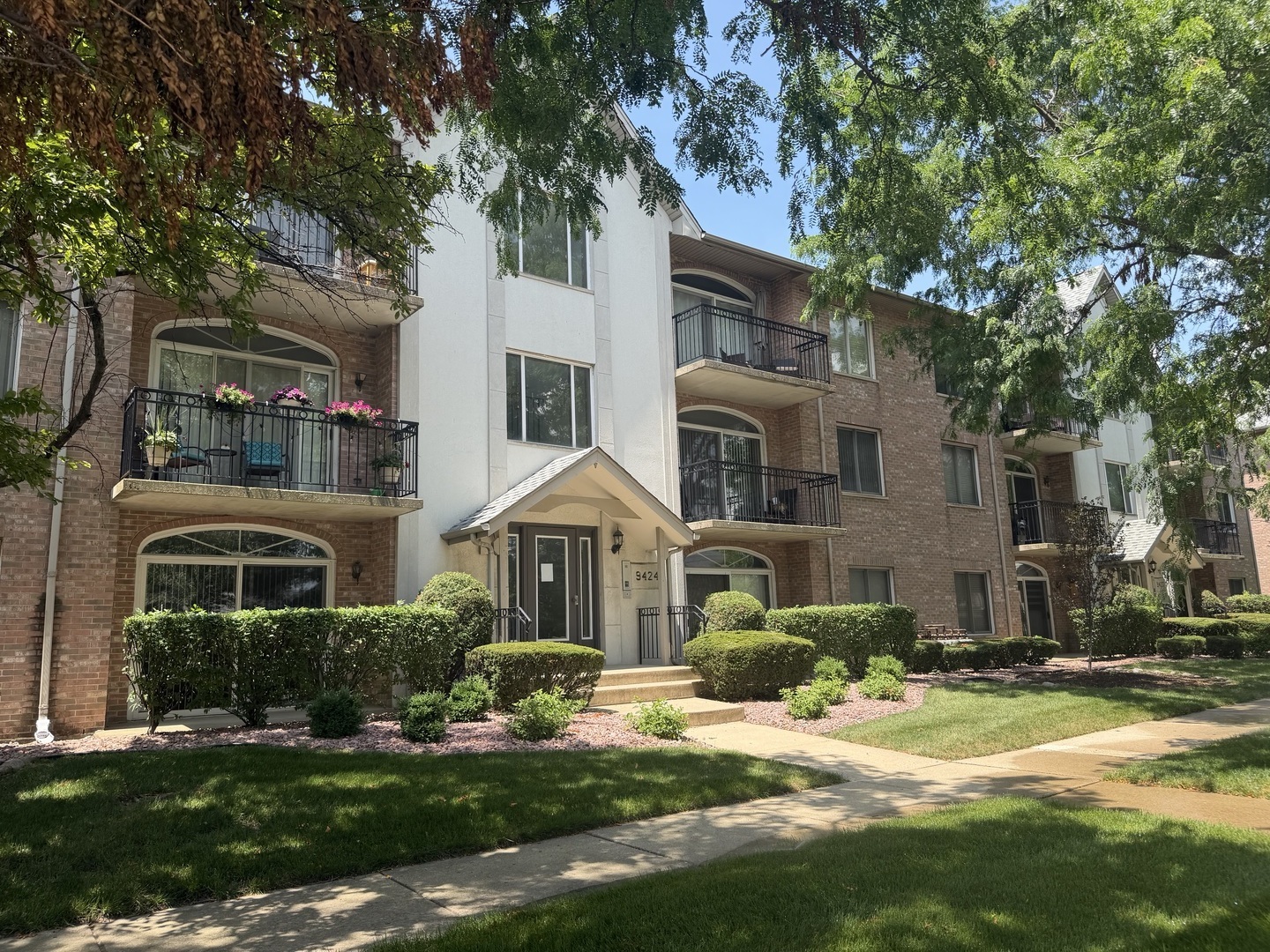 9424 S 77th Court 1C — photo