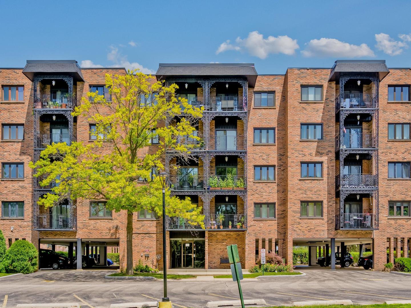 9356 Landings Lane 504 — photo