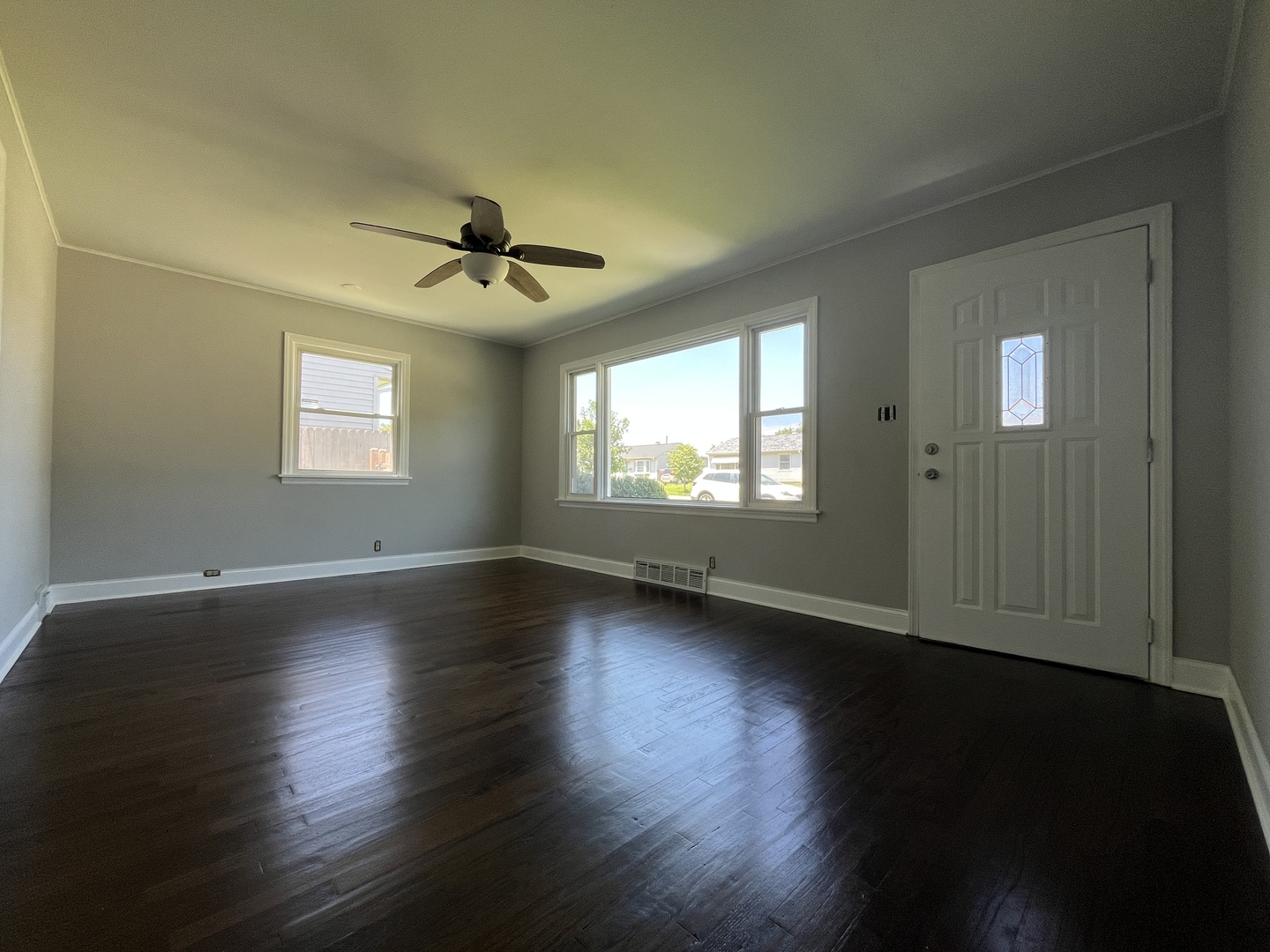 125 Riverside Drive, Montgomery, IL 60538 — photo 2