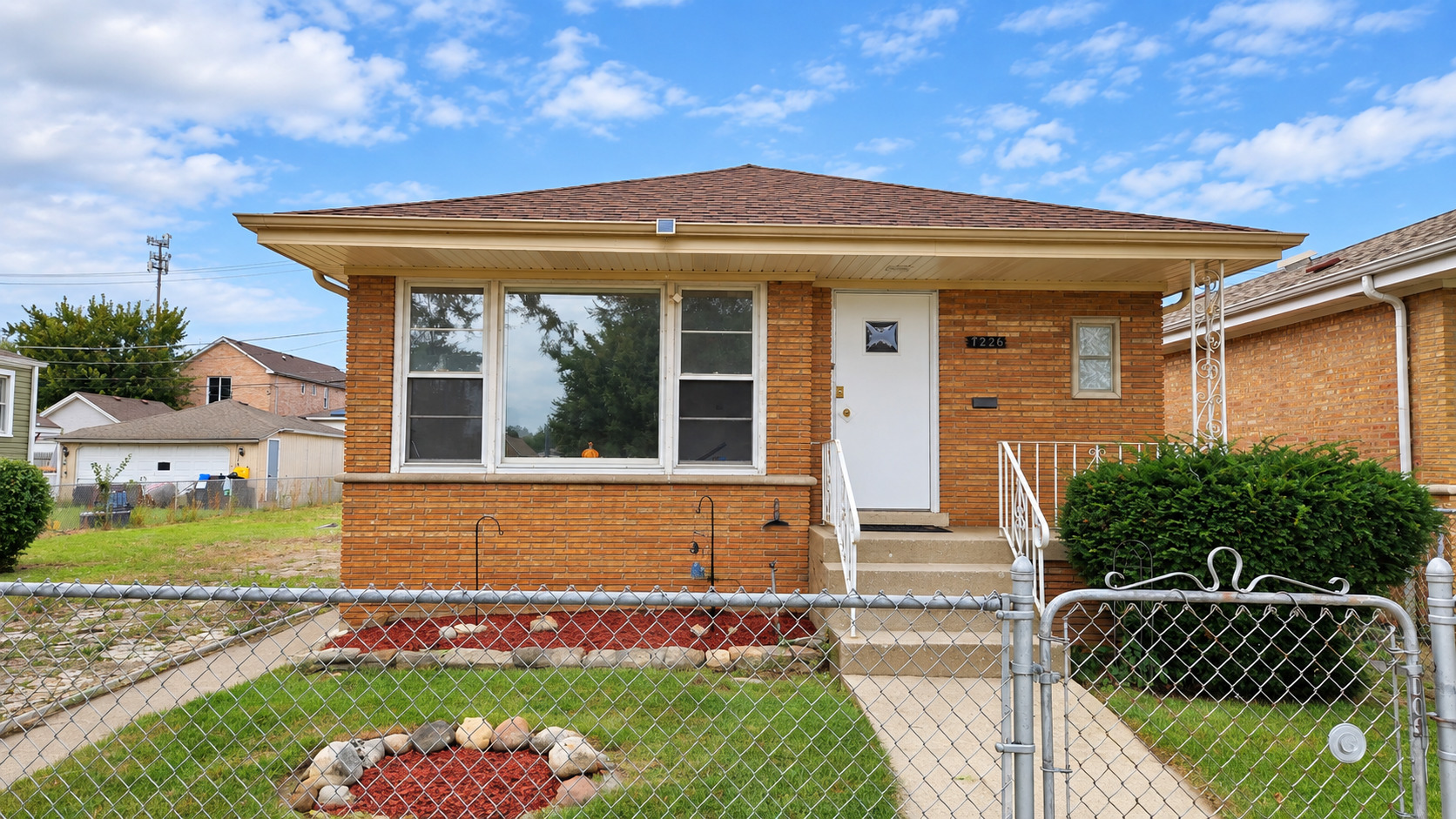 7226 W 60th Place — photo