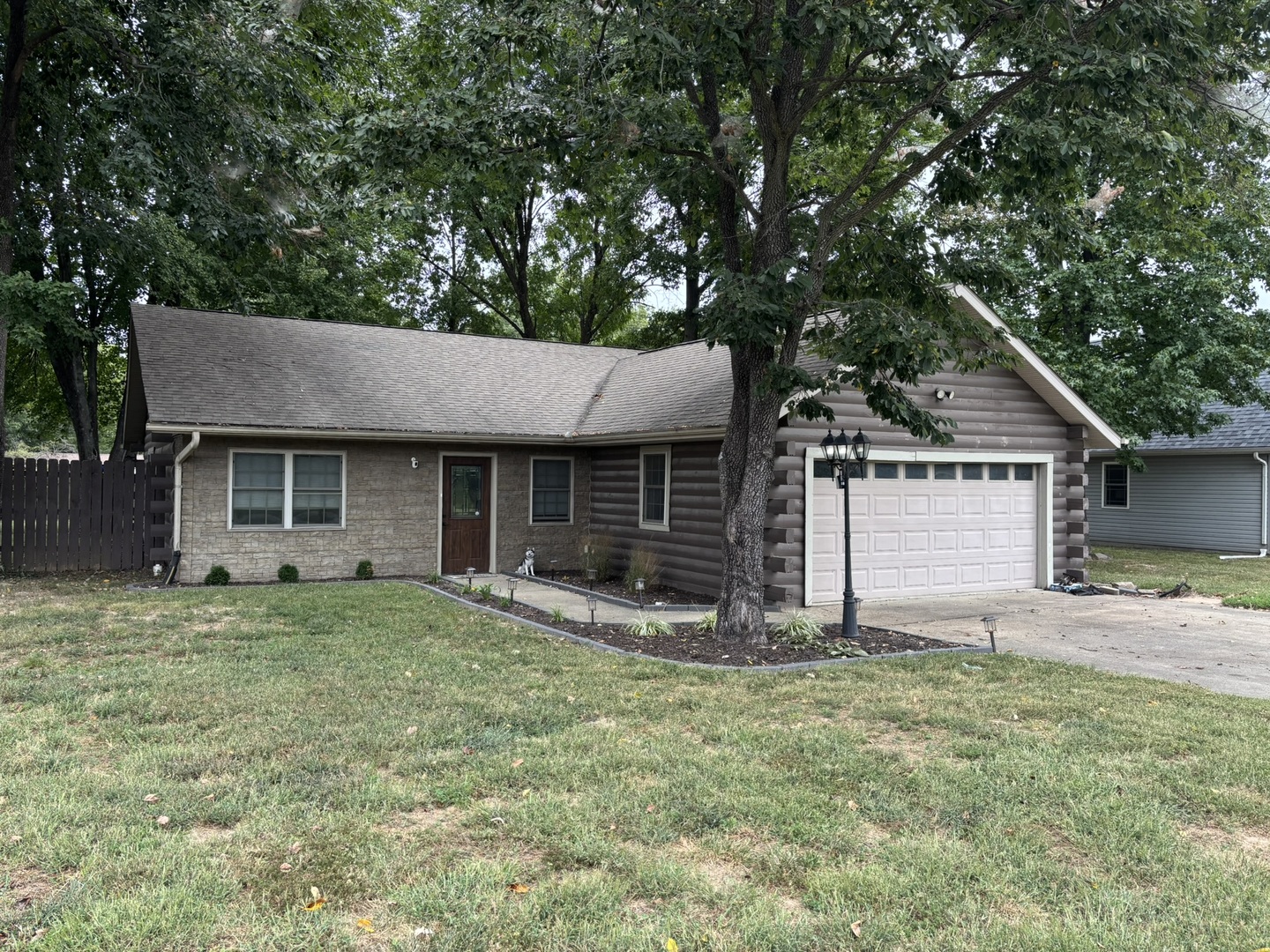 300 Noah Lane — photo