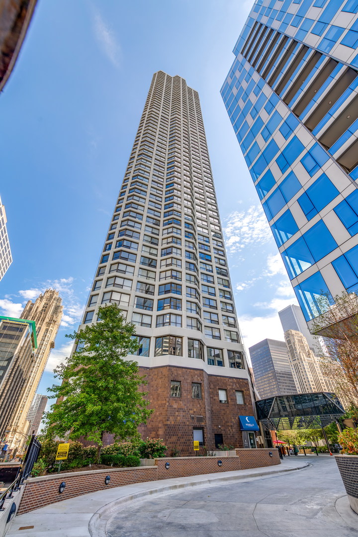 405 N Wabash Avenue Unit 2903 — photo