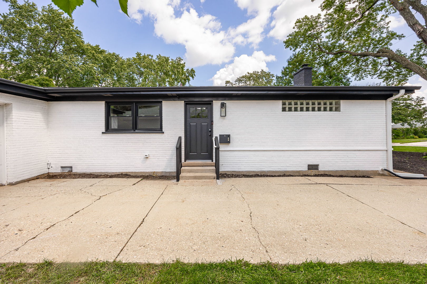 1307 Pershing Avenue, Wheaton, IL 60189 — photo 3