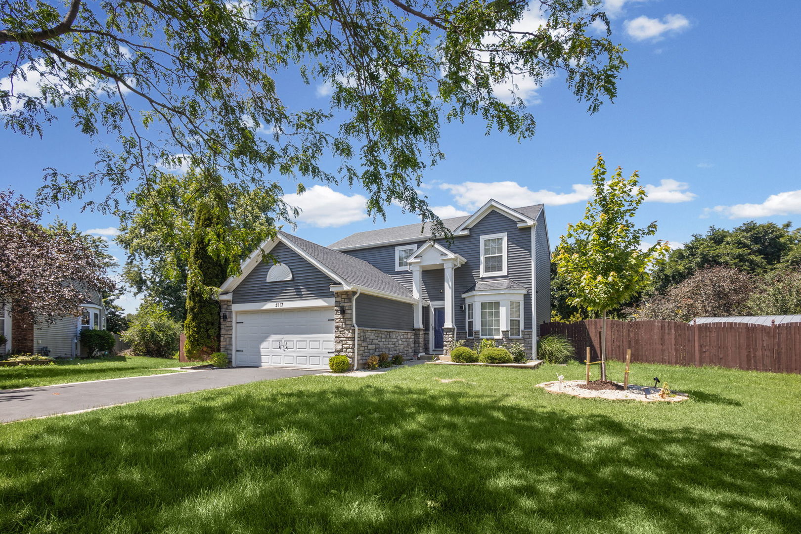 5117 Woodmere Court — photo