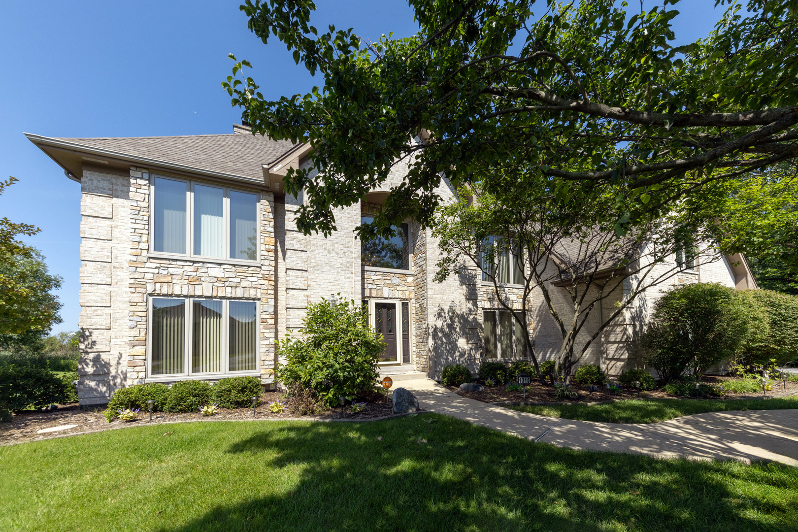 1310 Hamlin Avenue — photo