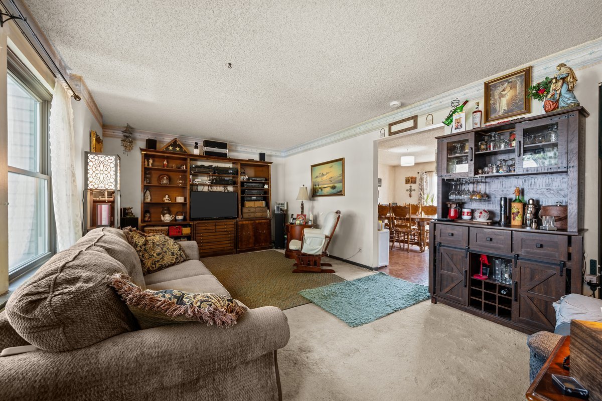 205 Robbin Drive, Romeoville, IL 60446 — photo 3