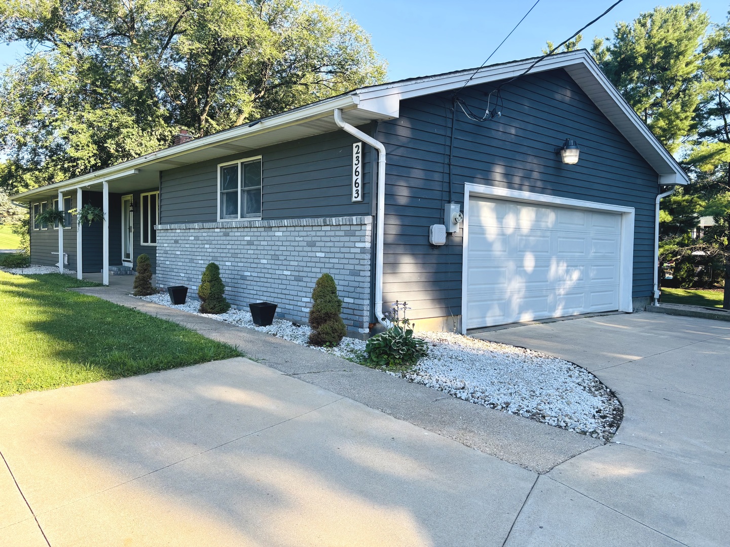 23663 Hazel Road — photo